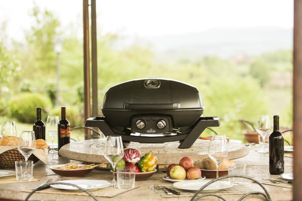 Napoleon TravelQ PRO 285 (BLACK) Portable Propane Gas Grill PRO285